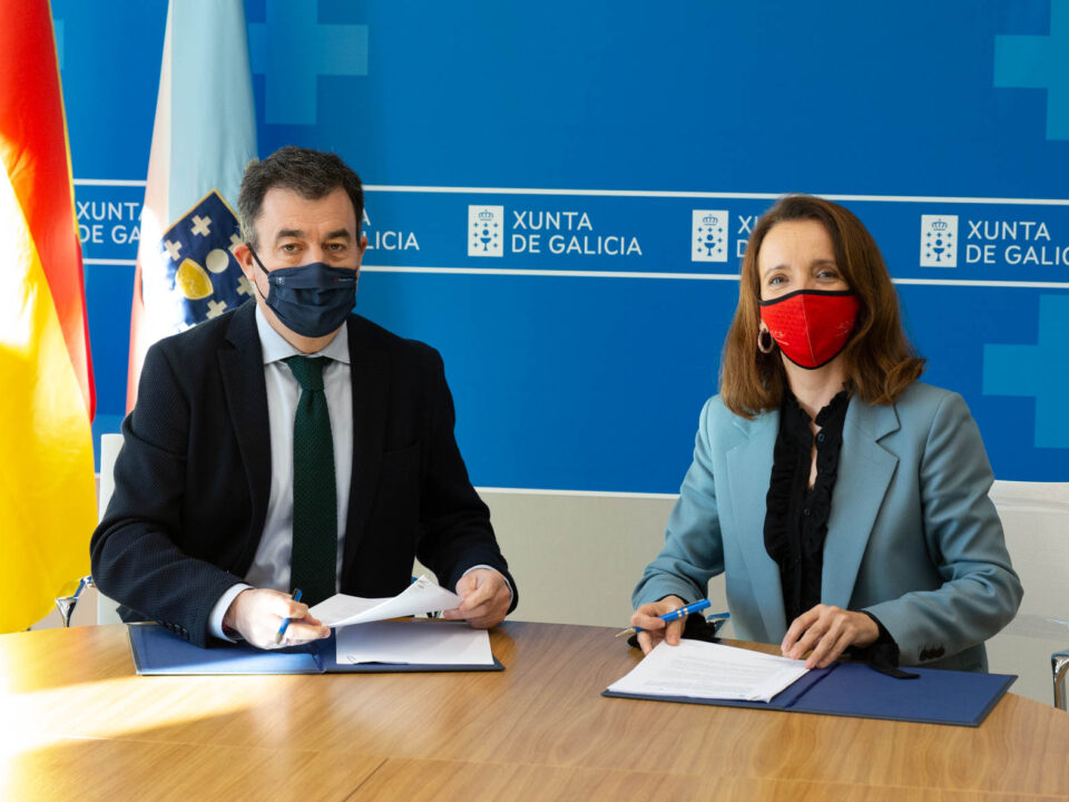 Firma del convenio educación financiera con la Xunta de Galicia