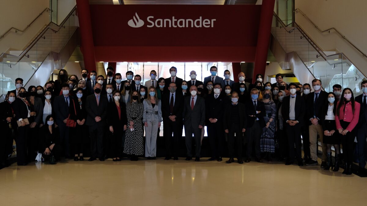 El Máster en Banca y Mercados Financieros mantiene una alta tasa de empleabilidad