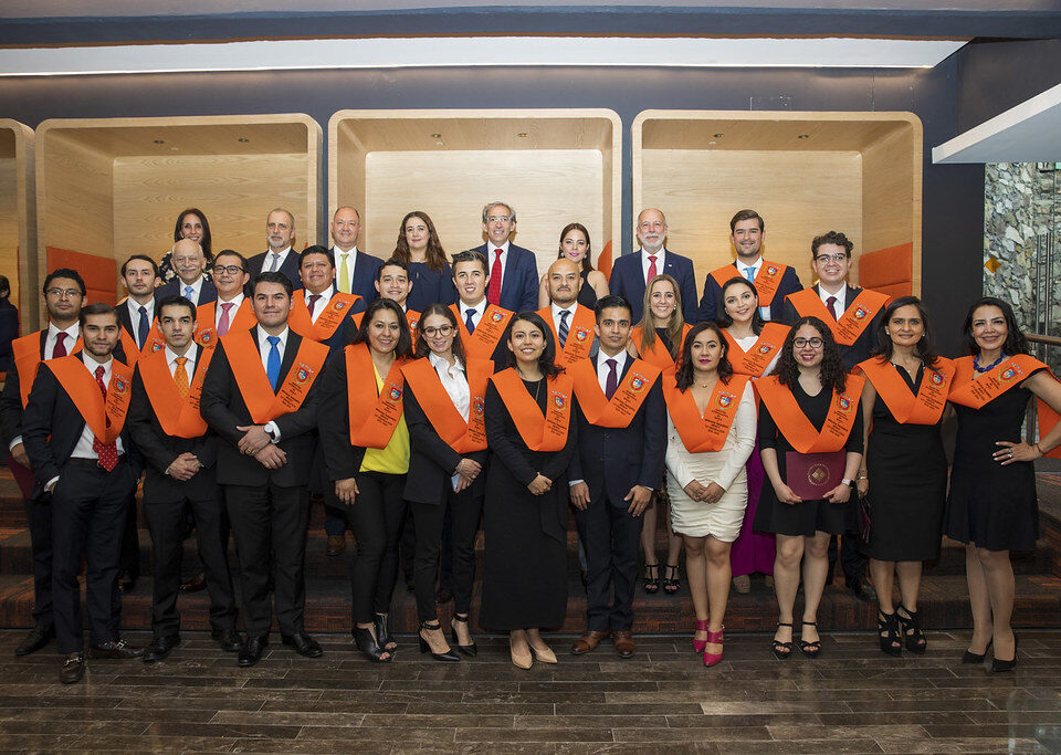 Un total de 26 alumnos culminaron con éxito el Máster en Banca y Mercados Financieros en México